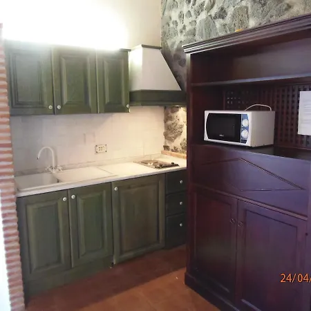 Le Cisterne Dell'etna 3* Calcerana-Marina