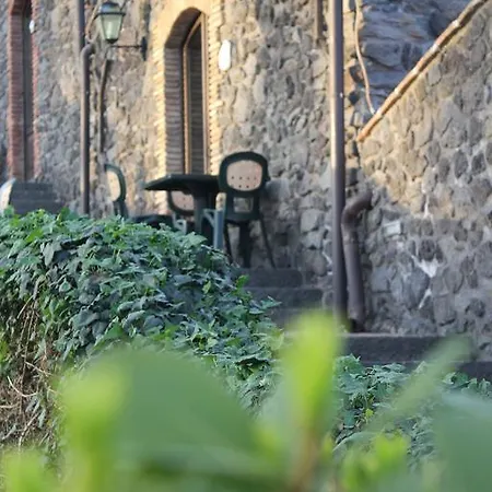 Le Cisterne Dell'etna Calcerana-Marina