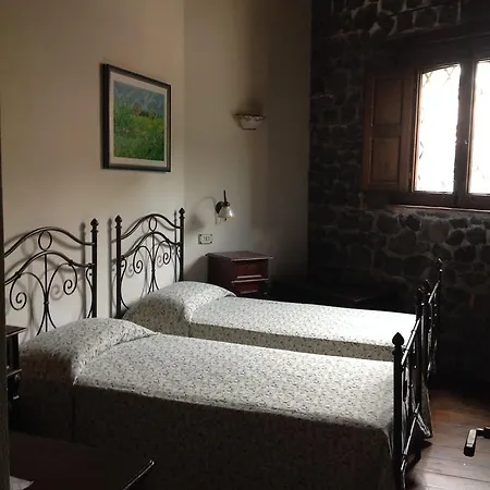 Le Cisterne Dell'etna 3* Calcerana-Marina